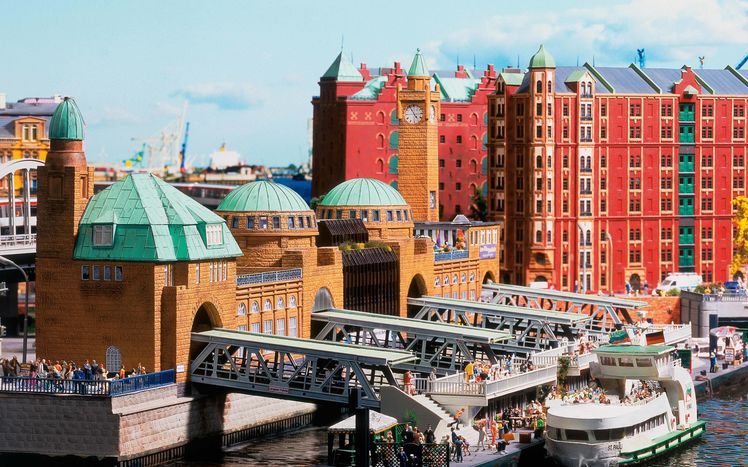 Hamburg Landungsbruecken