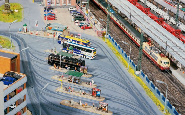 Knuffingen Busbahnhof