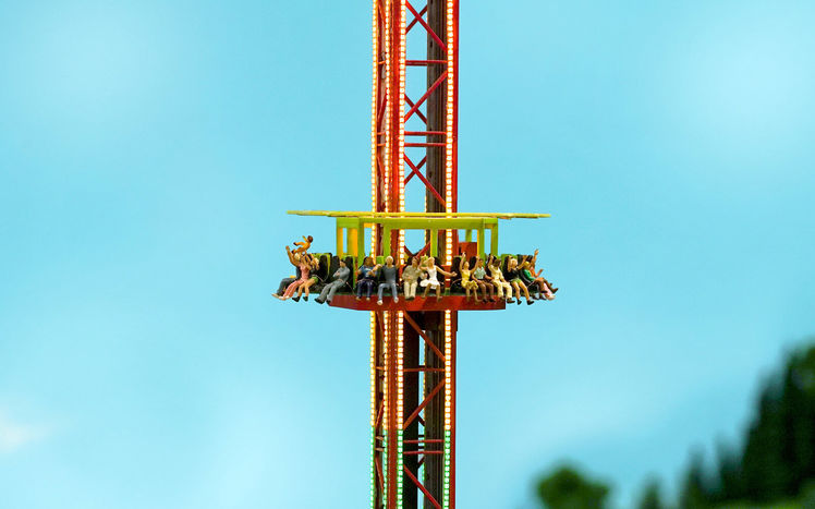 Mitteldeutschland kirmes detail free fall tower