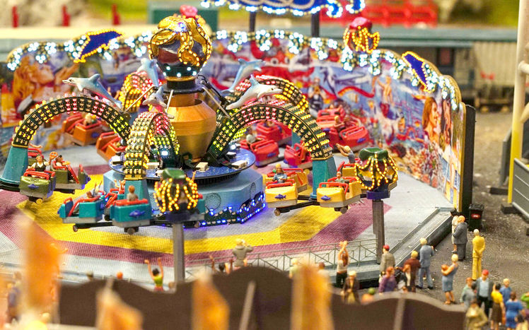 Mitteldeutschland kirmes tag fahrgeschaeft octopussy