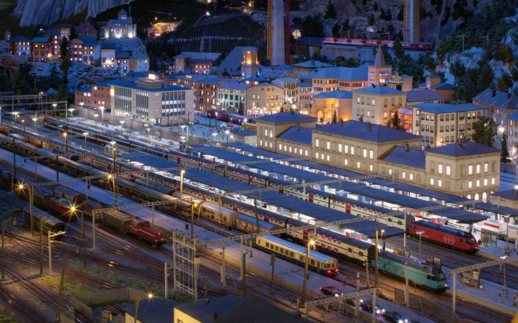 Schweiz Bahnhof Nacht