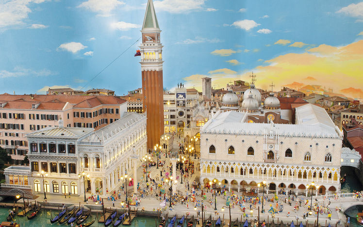 Venedig Markusturm Prokuratien